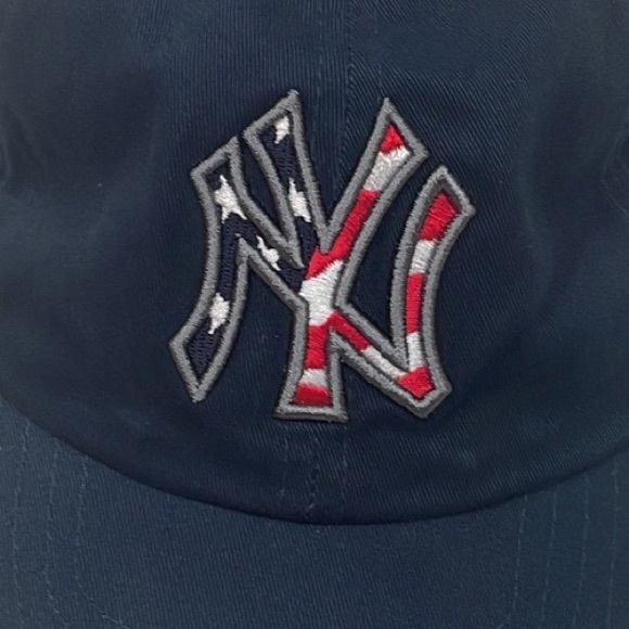 New Era New York Yankees Navy Adjustable Hat W/ Red/White/Blue Embroider… - Picture 3 of 9